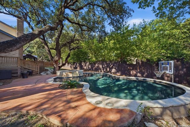 13030 HUNTERS BREEZE ST, San Antonio, TX 78230
