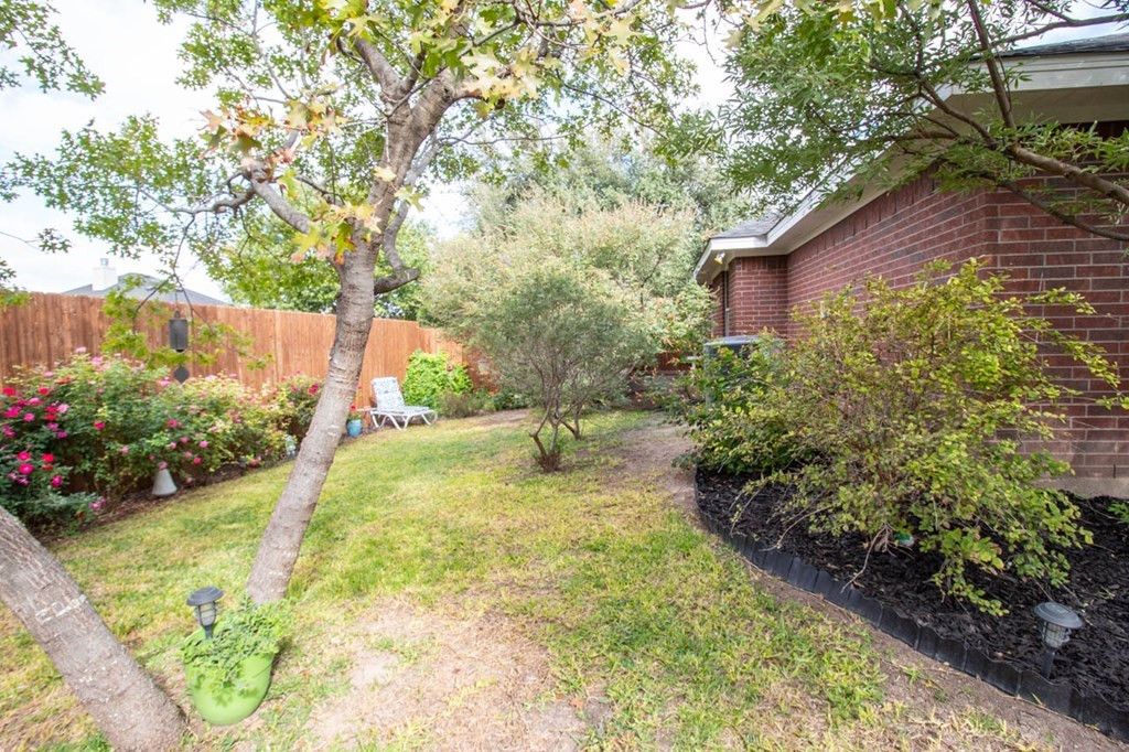 Image 20 of property listing at 1215 Dorchester Drive, San Angelo, TX 76901