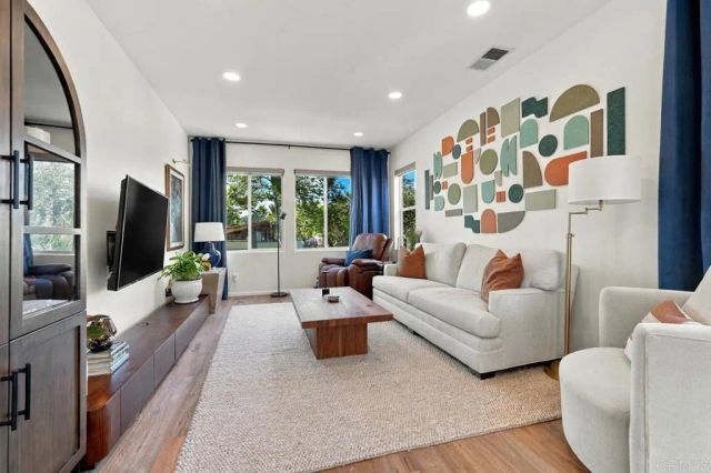 4258 Corte De Sausalito, San Diego, CA 92130