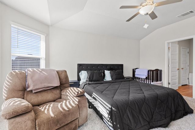 110 Greenspire Downs DR, Hutto, TX 78634