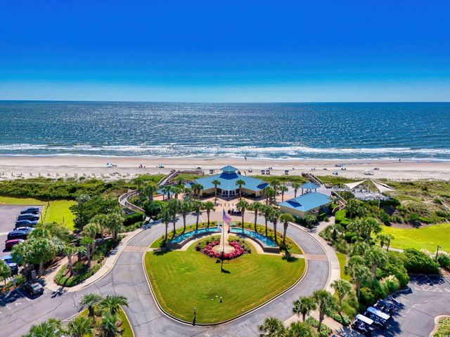 40 Winston Circle, Pawleys Island, SC 29585