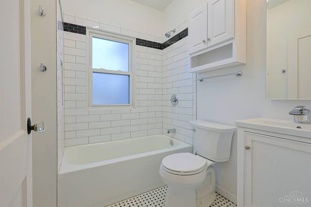 1832 Dallas Avenue, North College Hill, OH 45239