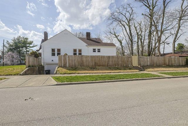 1832 Dallas Avenue, North College Hill, OH 45239