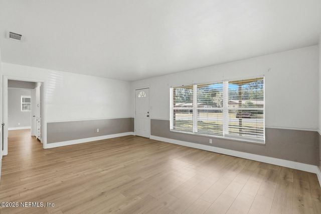 133 CRESTWOOD Avenue, Palatka, FL 32177