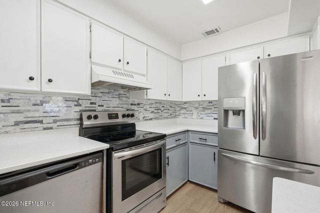 133 CRESTWOOD Avenue, Palatka, FL 32177