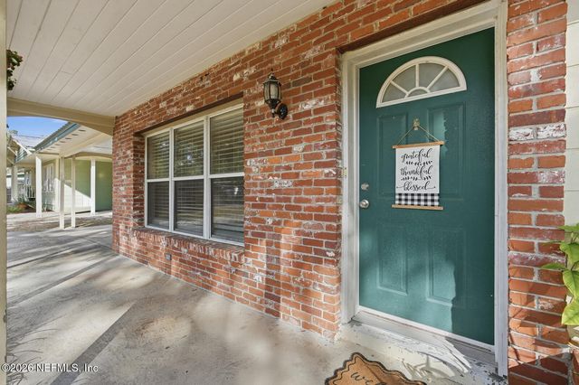 133 CRESTWOOD Avenue, Palatka, FL 32177