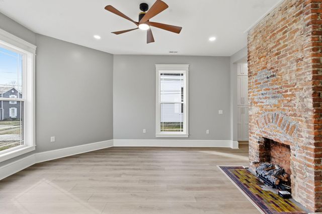 209 Holt Avenue, Mt Sterling, KY 40353