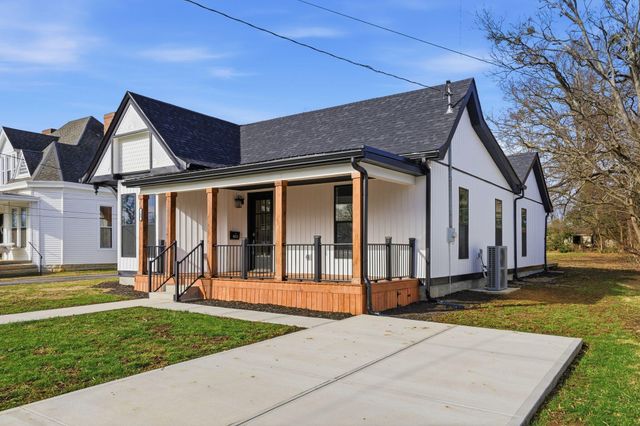 209 Holt Avenue, Mt Sterling, KY 40353