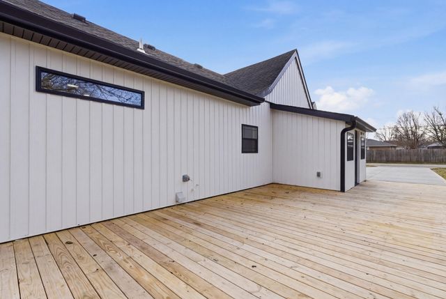 209 Holt Avenue, Mt Sterling, KY 40353