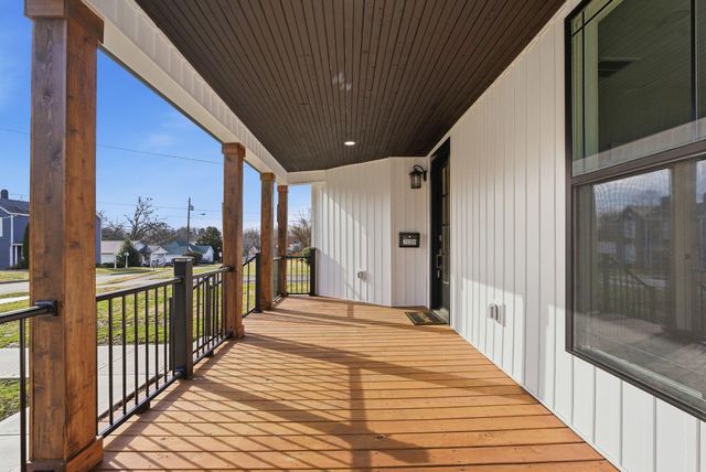 209 Holt Avenue, Mt Sterling, KY 40353