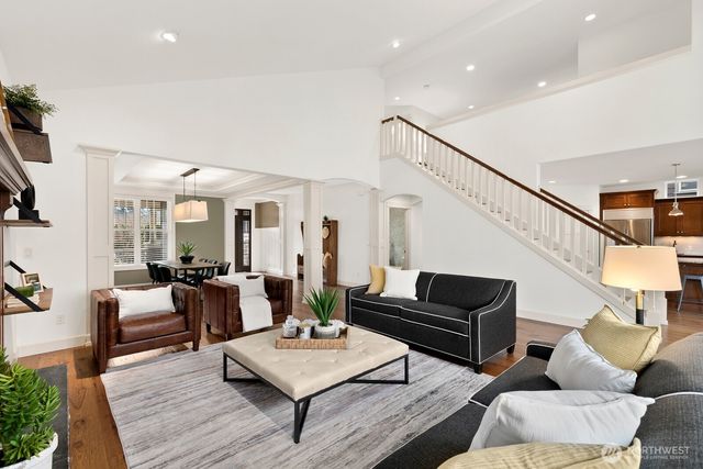 9026 NE 127th Place, Kirkland, WA 98034