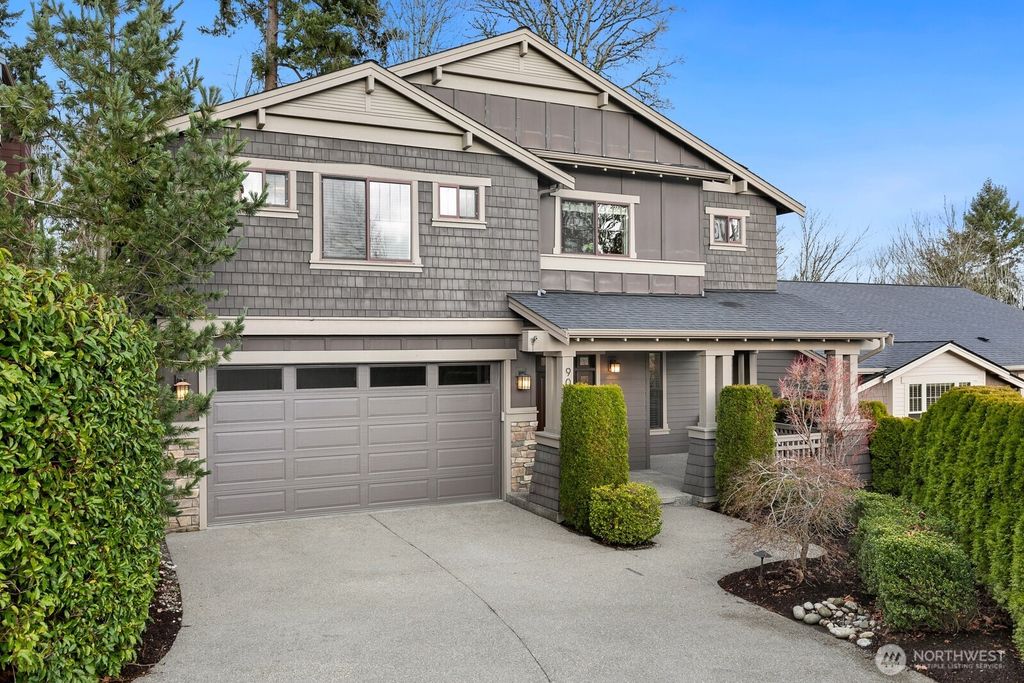 9026 NE 127th Place, Kirkland, WA 98034