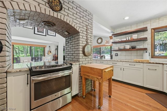 10625 Glen Forest Trail, Brecksville, OH 44141