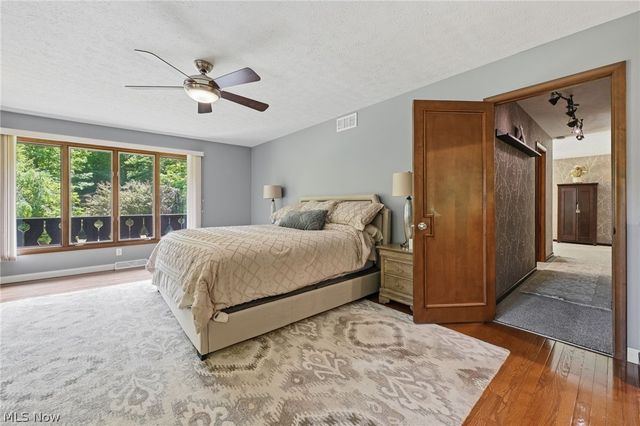 10625 Glen Forest Trail, Brecksville, OH 44141