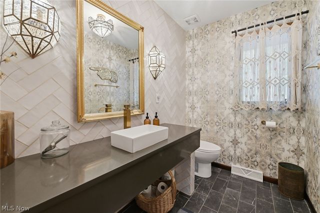 10625 Glen Forest Trail, Brecksville, OH 44141