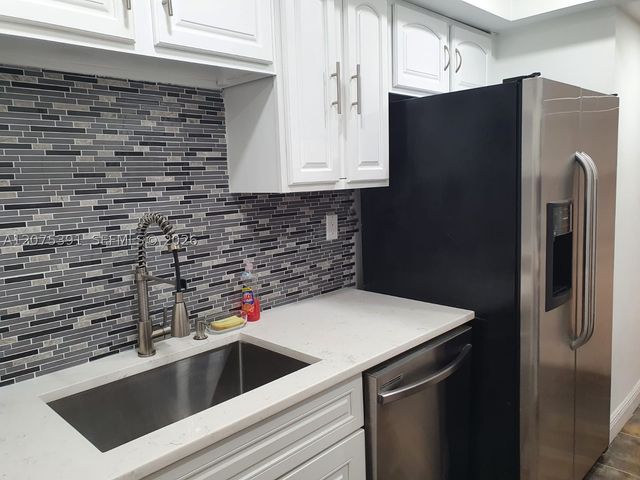 3551 NW 95th Ter 303, Sunrise, FL 33351