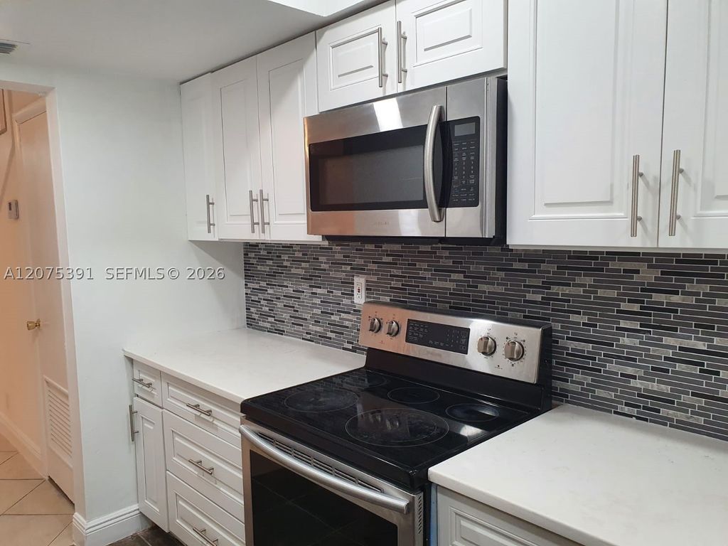 3551 NW 95th Ter 303, Sunrise, FL 33351