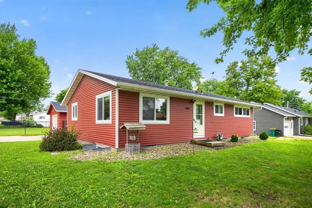 403 3rd Avenue NE, Byron, MN 55920