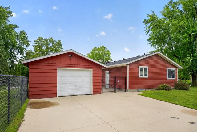 403 3rd Avenue NE, Byron, MN 55920