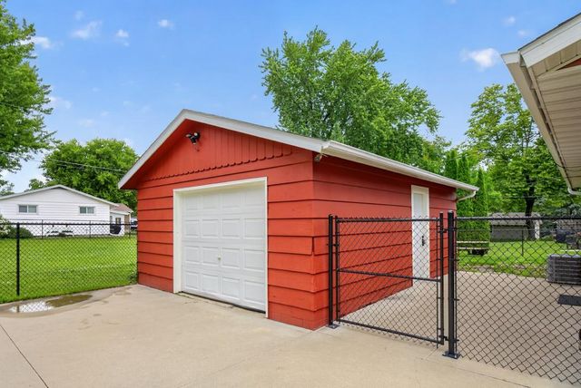403 3rd Avenue NE, Byron, MN 55920