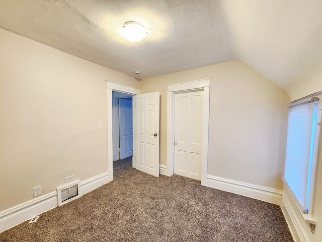 1032 Lincoln Street, North Chicago, IL 60064