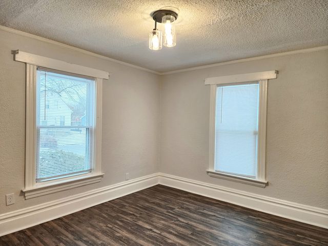 1032 Lincoln Street, North Chicago, IL 60064