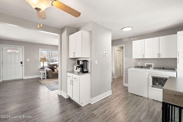 4050 Addison Ln, Louisville, KY 40216