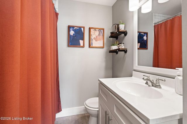 4050 Addison Ln, Louisville, KY 40216