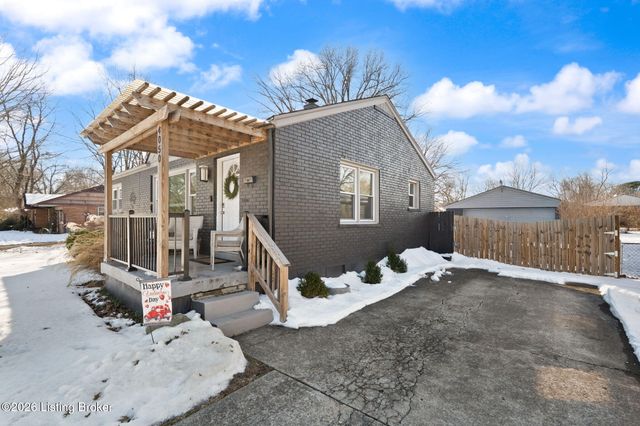 4050 Addison Ln, Louisville, KY 40216