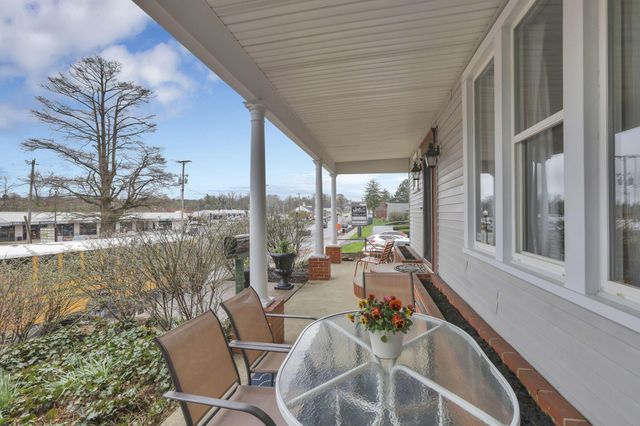 7487 E Main Street, Reynoldsburg, OH 43068