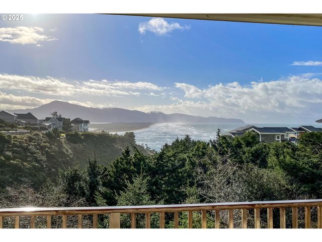 455 CAPES Dr, Oceanside, OR 97134