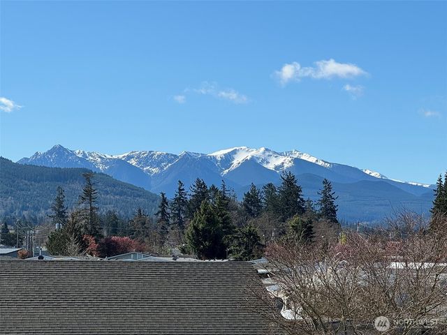 700 W Fir Street, Sequim, WA 98382