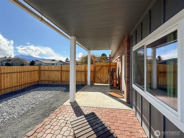 700 W Fir Street, Sequim, WA 98382