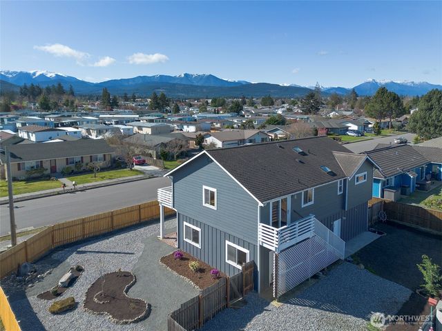 700 W Fir Street, Sequim, WA 98382