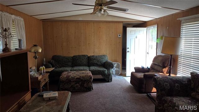 8861 Shur Lee Lane, Dittmer, MO 63023