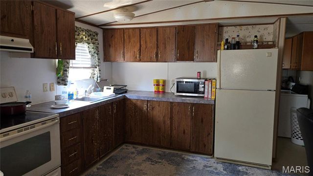 8861 Shur Lee Lane, Dittmer, MO 63023