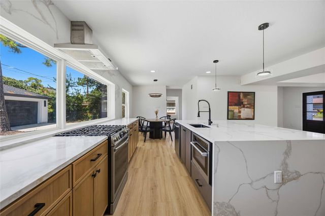 3306 Calumet Street, Houston, TX 77004