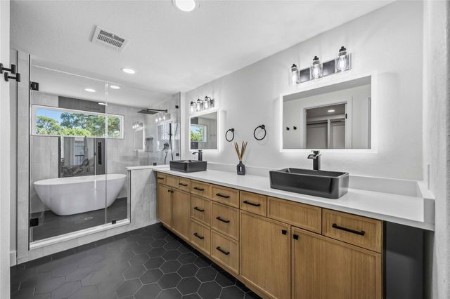 3306 Calumet Street, Houston, TX 77004
