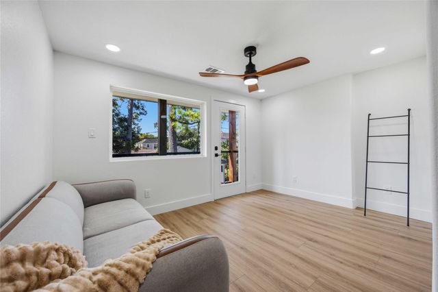 3306 Calumet Street, Houston, TX 77004