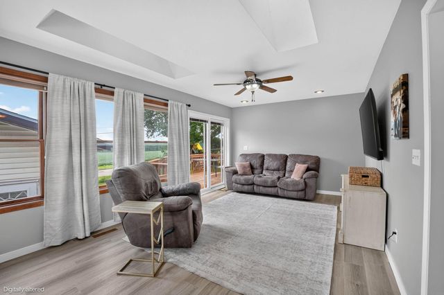 3951 Valdez Drive, Waterloo, IA 50701