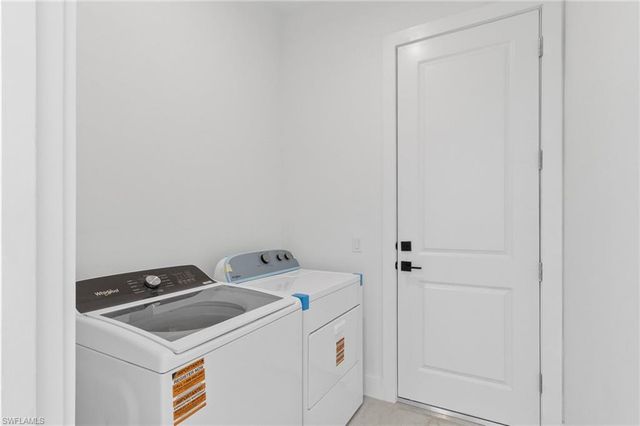 1081 Desoto BLVD S, Naples, FL 34117