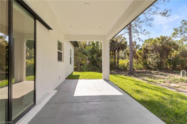 1081 Desoto BLVD S, Naples, FL 34117