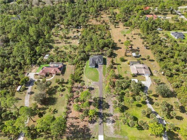 1081 Desoto BLVD S, Naples, FL 34117