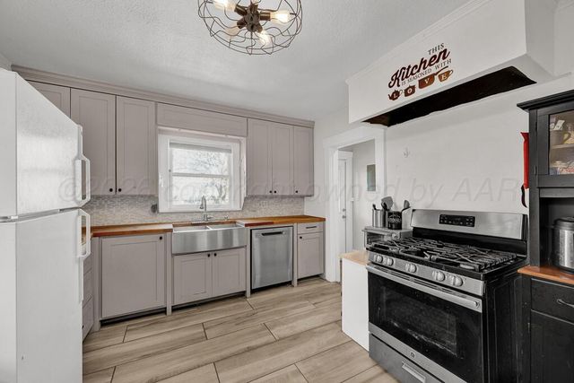 1012 SW 16TH Avenue, Amarillo, TX 79102