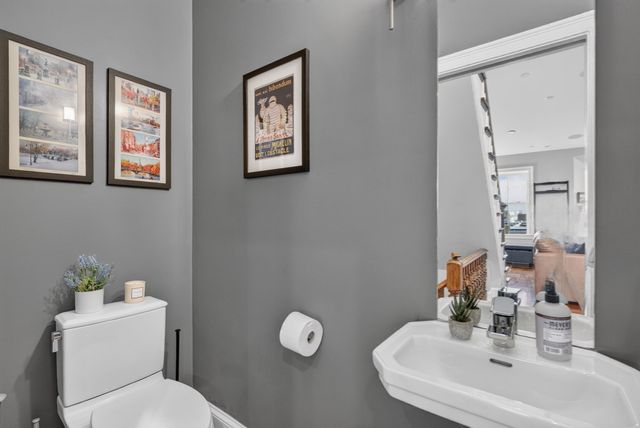 550 E Broadway 2, Boston, MA 02127
