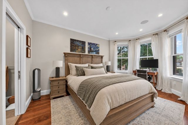 550 E Broadway 2, Boston, MA 02127