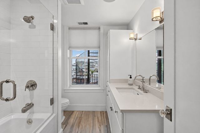 550 E Broadway 2, Boston, MA 02127