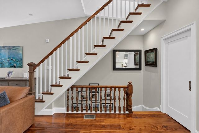 550 E Broadway 2, Boston, MA 02127