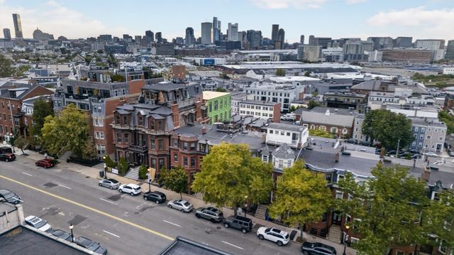 550 E Broadway 2, Boston, MA 02127