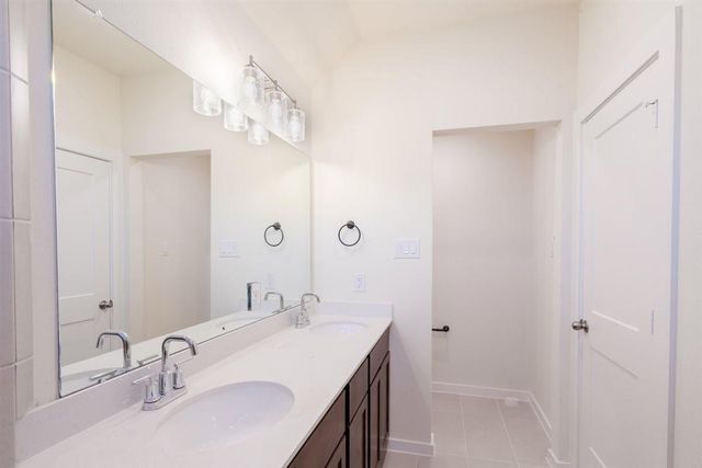 9102 Highland Northern Way, Houston, TX 77088